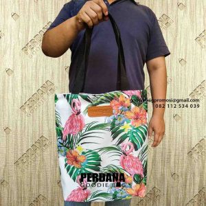 tote bag kanvas full warna by Perdana Goodie Bag