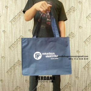 Review Tas Goodie Bag Promosi Bahan D300 Di Tb Simatupang Jakarta Selatan id6696p